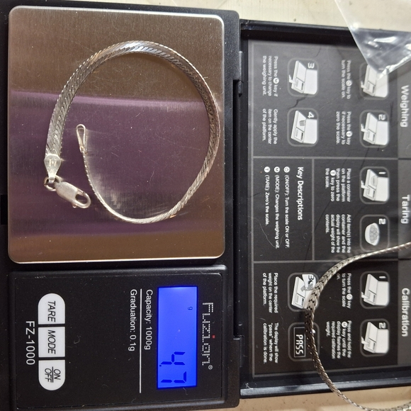 Vintage Sterling Silver 925 Italian VIOR Designer Herringbone Chain Bracelet - Picture 10 of 10